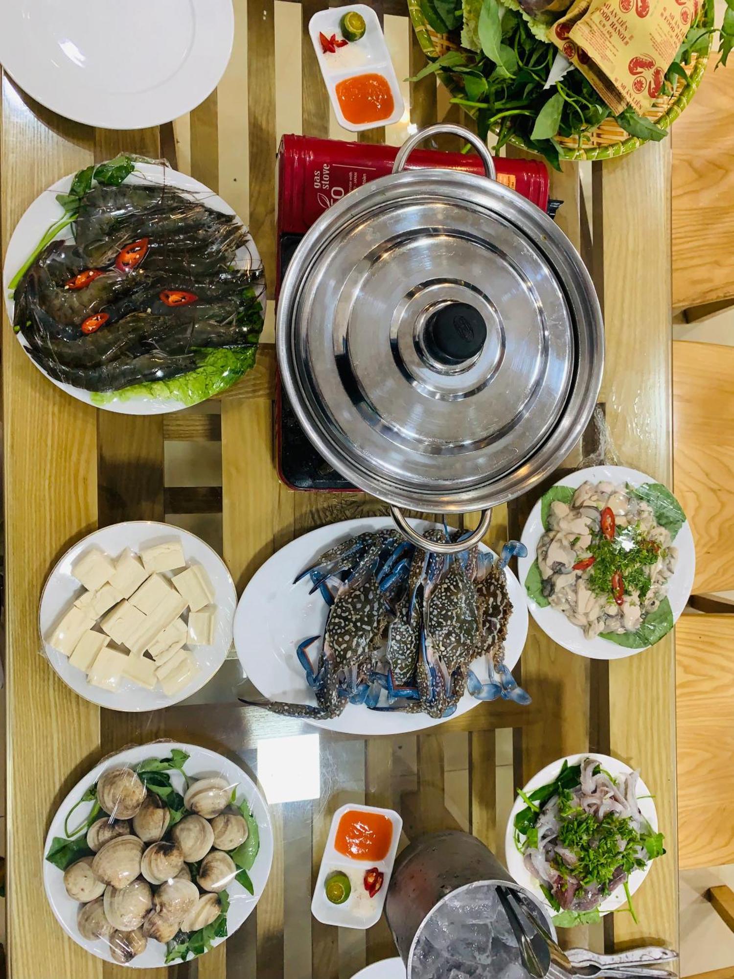 Tung Quang Hotel Dong Khe Sau Exteriér fotografie