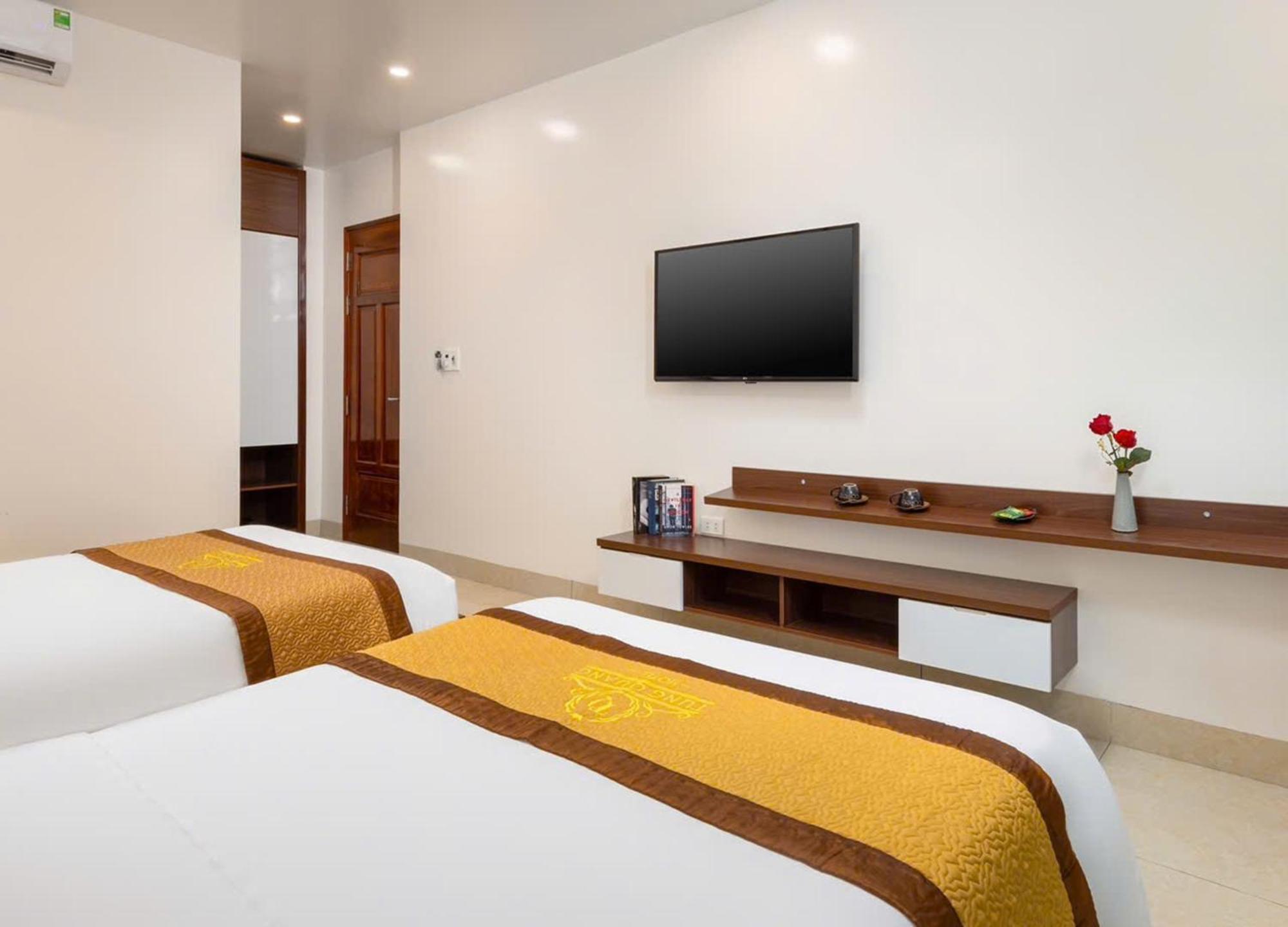 Tung Quang Hotel Dong Khe Sau Exteriér fotografie
